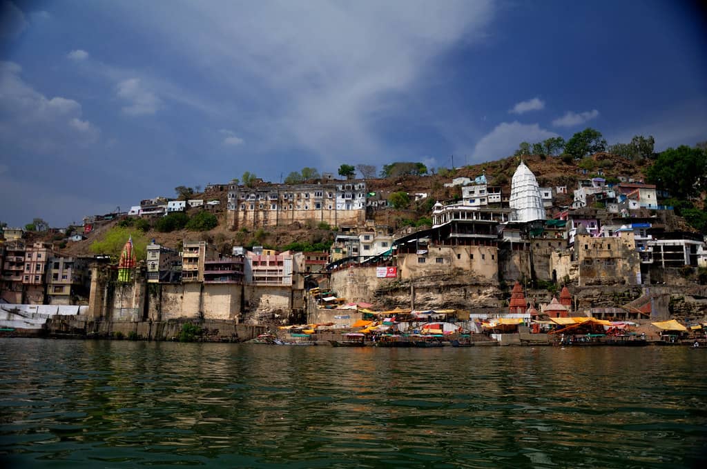 The Island Om — Omkareshwar · Stay spiritual journey in India